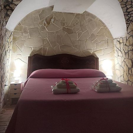 Apartamento La Grotta Di Filomena Catania Exterior foto